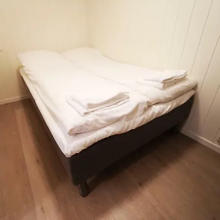 Lägenhet Skarvegen Studioapartment - Part Of A Private Family *